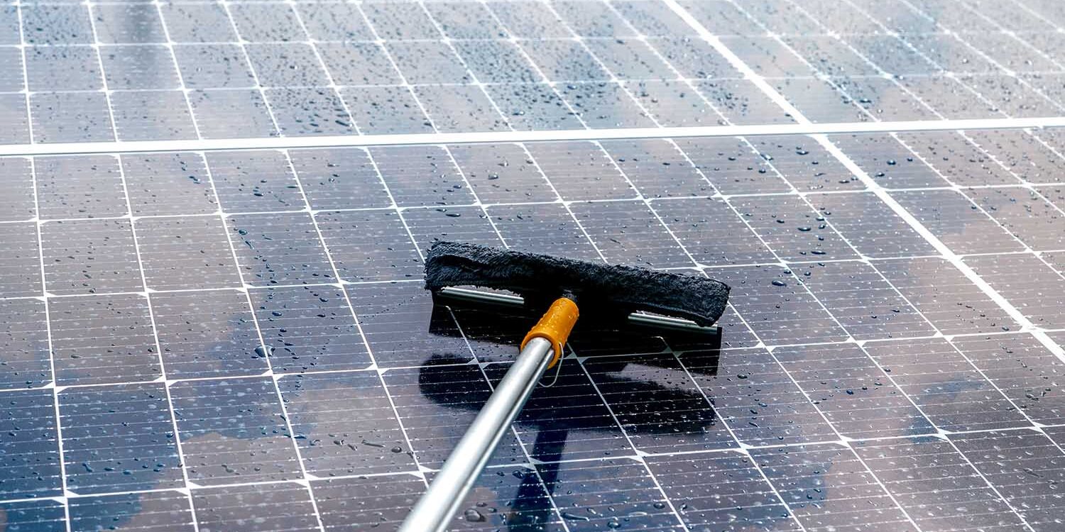 L’importanza di pulire periodicamente i pannelli fotovoltaici